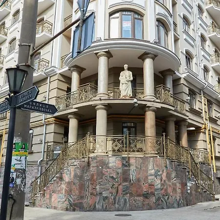 квартира на маразлиевской Apartamento *